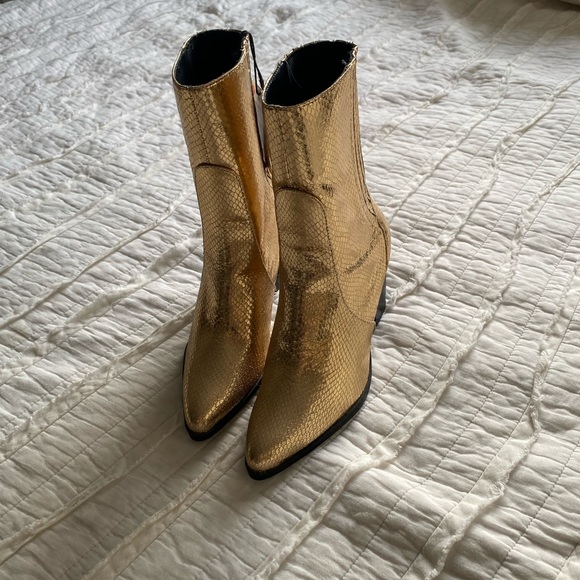 ZARA Gold Boots - Picture 7 of 12